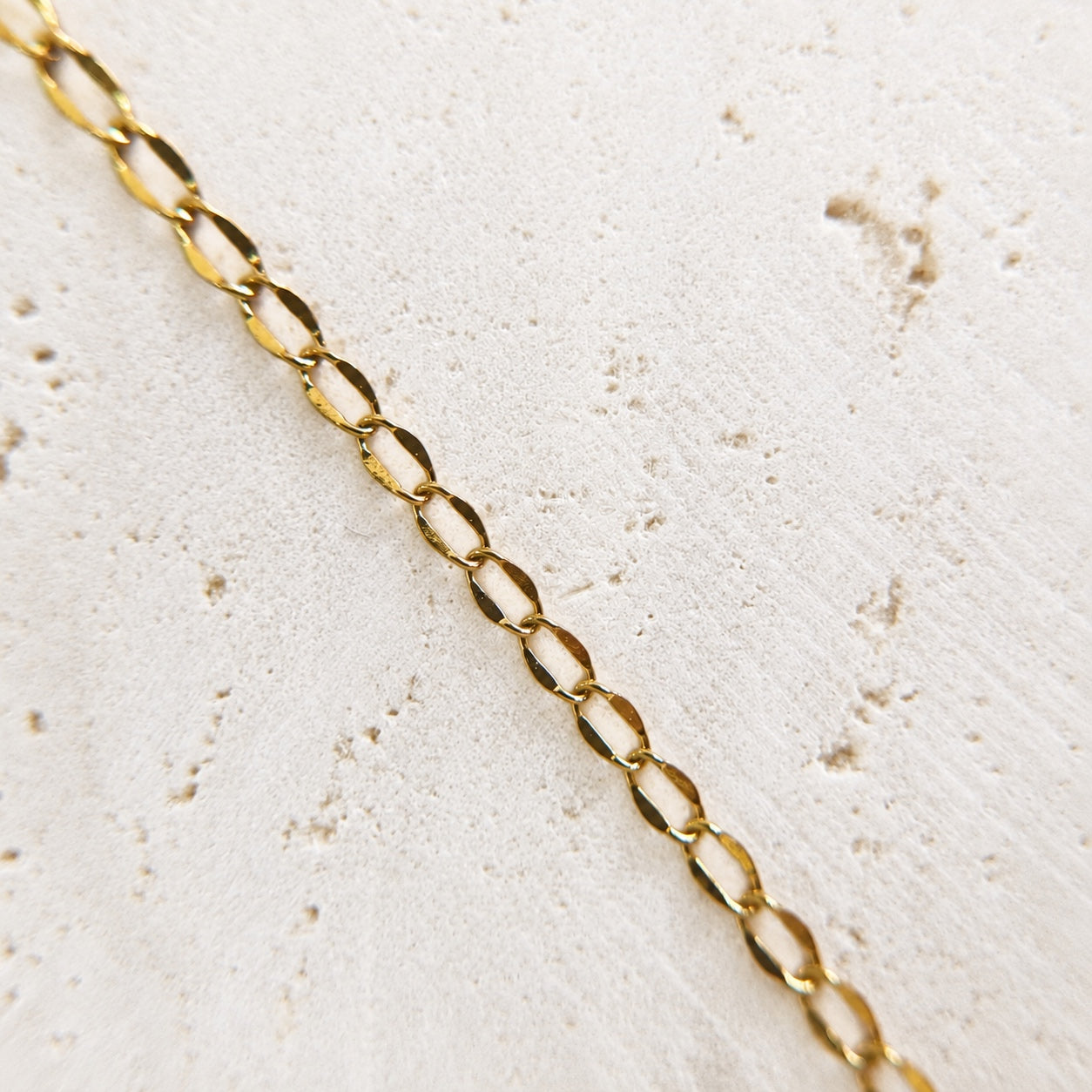Luxury steel Permanent jewellery chain in diamond cut open link